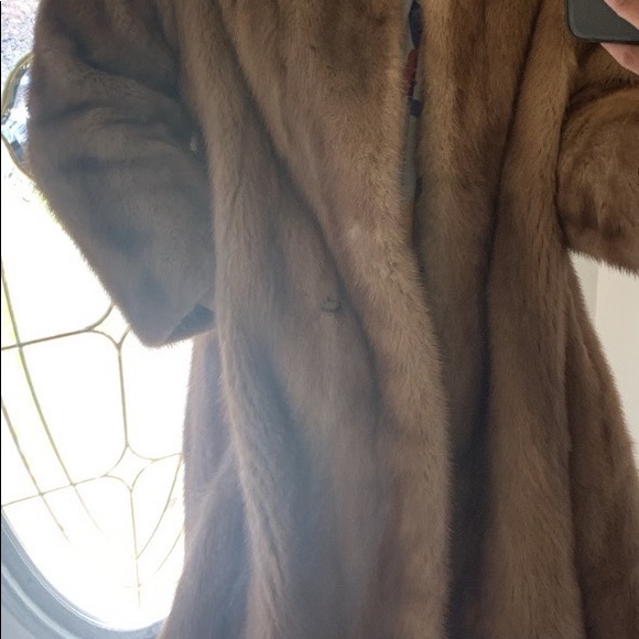 Mink fur to sell - Picture 3 of 3